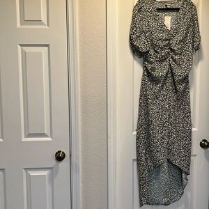 A New Day Dress Hi Low flowery print size XL 🩵